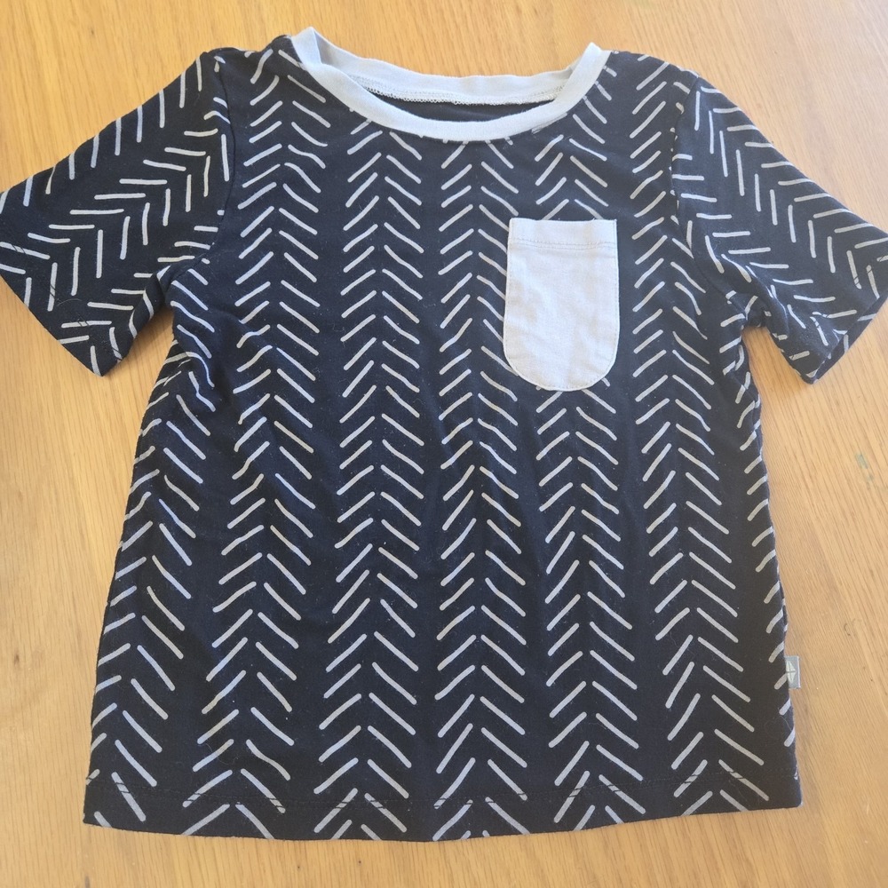 Kyte Baby Bamboo 4t Kids Shirt Short Sleeve Black Neutral Chevron